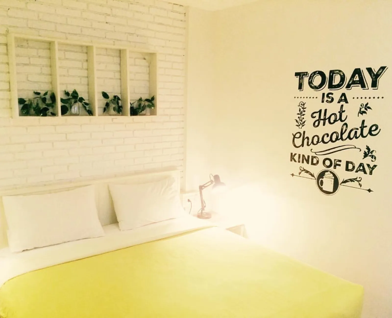 Vintage room Summerbird Bandung